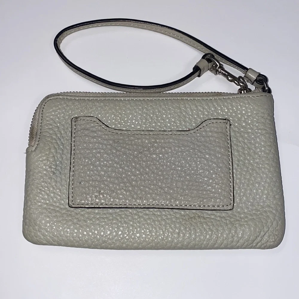 Coach Corner Zip Gray Pebbled Leather Wristlet